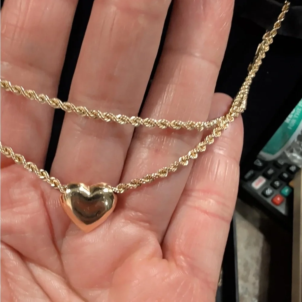 10 k yellow gold neckle and pedant new - Picture 2 of 8